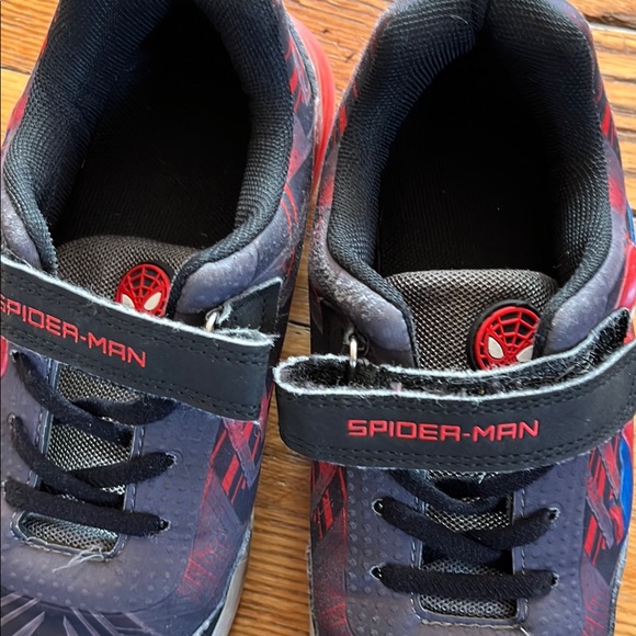 Spiderman Kids Shoes - Black and Red - Picture 5 of 6